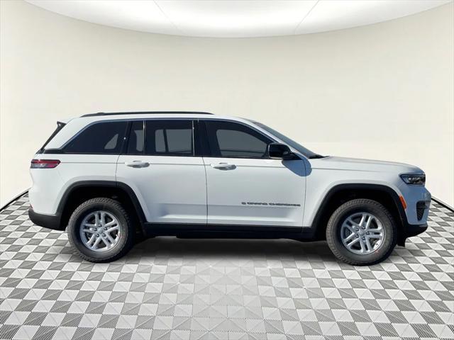 new 2025 Jeep Grand Cherokee car, priced at $43,620