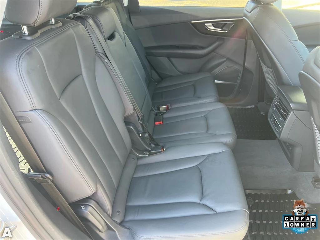 used 2022 Audi Q7 car, priced at $39,695