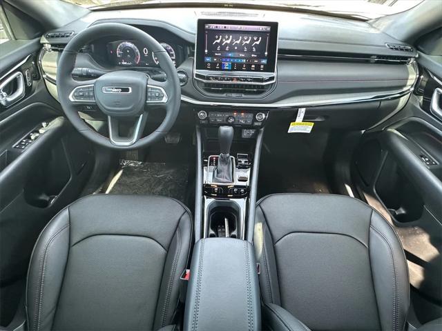 new 2025 Jeep Compass car, priced at $41,935