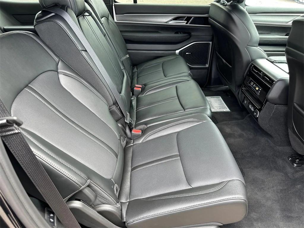 new 2025 Jeep Wagoneer car, priced at $76,595