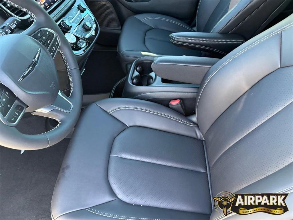 new 2026 Chrysler Pacifica car, priced at $49,415