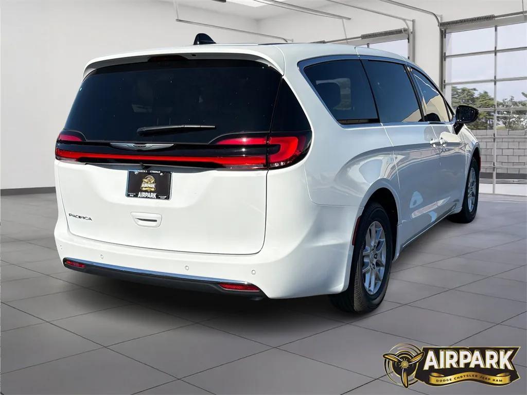new 2026 Chrysler Pacifica car, priced at $49,415