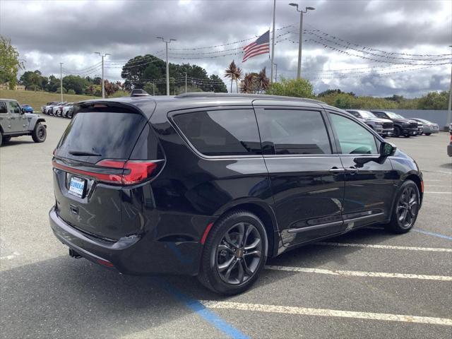 new 2024 Chrysler Pacifica car, priced at $47,090