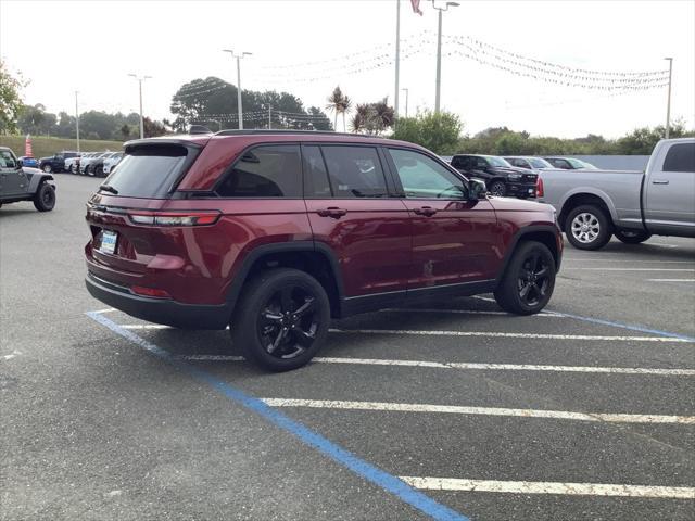 new 2023 Jeep Grand Cherokee car, priced at $45,000