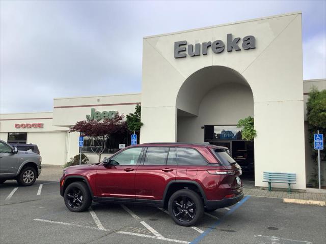 new 2023 Jeep Grand Cherokee car, priced at $45,000