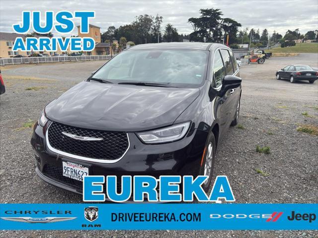 used 2023 Chrysler Pacifica car, priced at $27,000