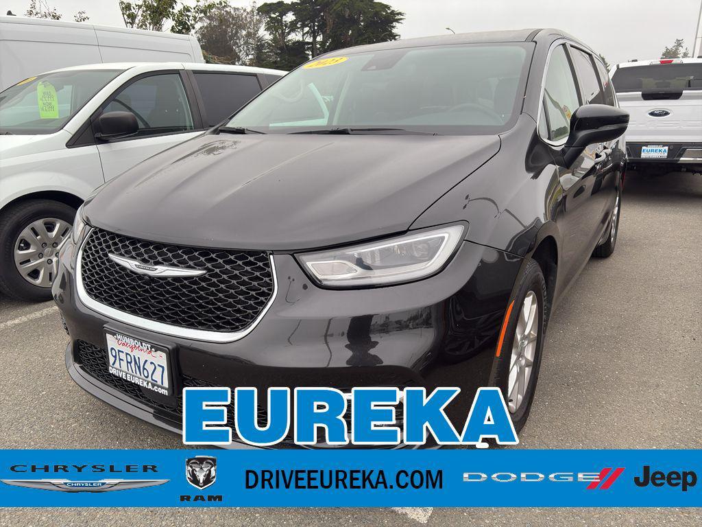 used 2023 Chrysler Pacifica car, priced at $26,000