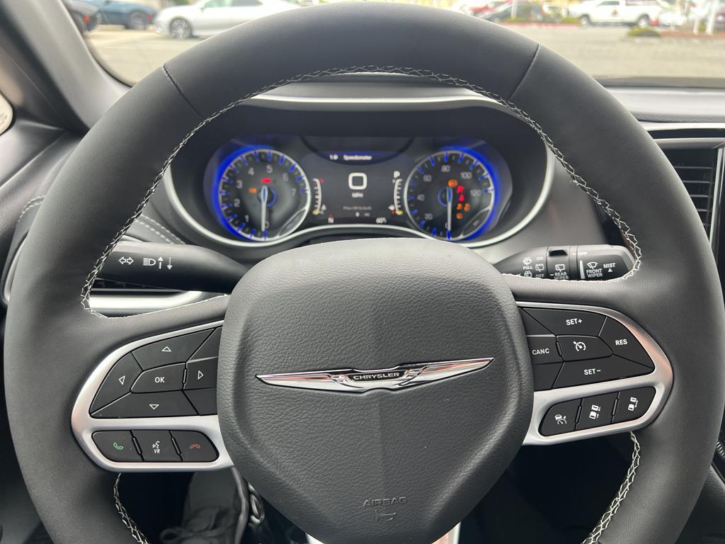 new 2025 Chrysler Pacifica car, priced at $53,580
