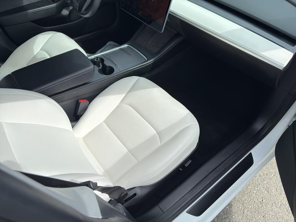 used 2021 Tesla Model 3 car, priced at $27,000