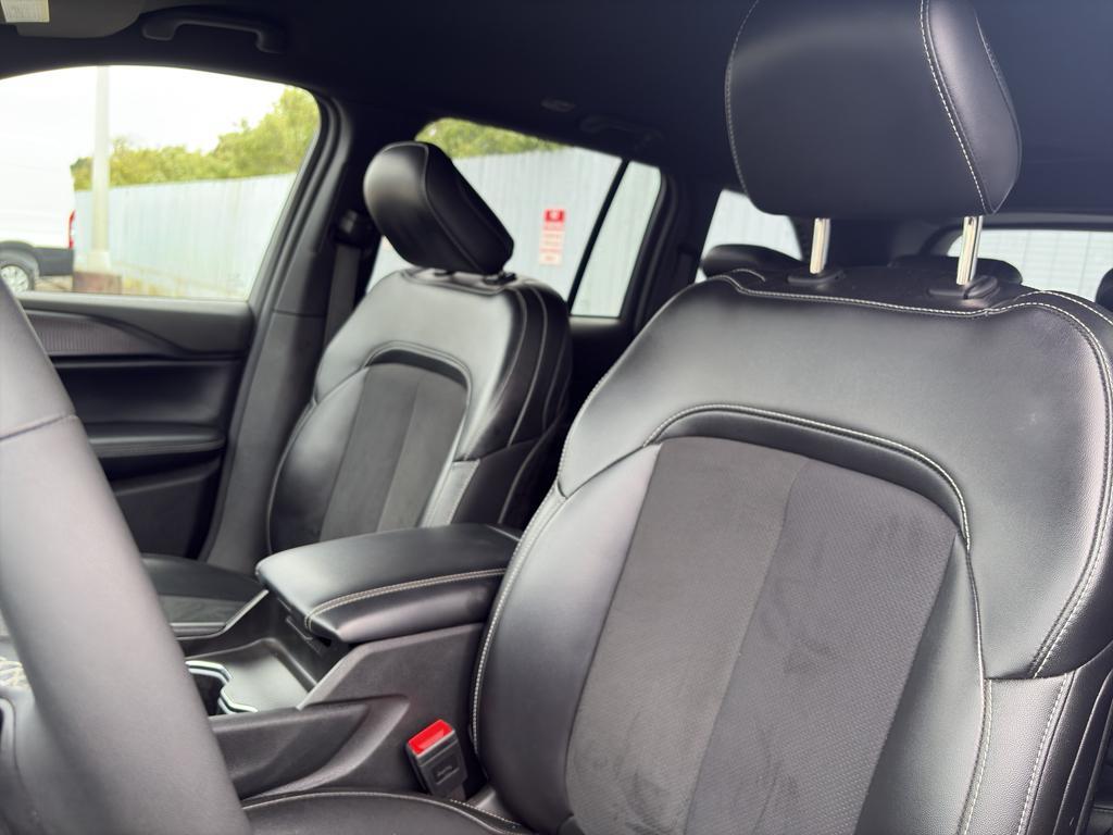 used 2024 Jeep Grand Cherokee car, priced at $33,750