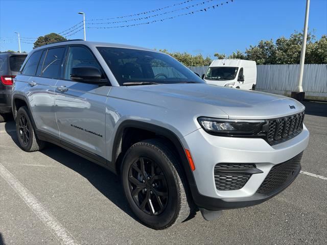 used 2024 Jeep Grand Cherokee car, priced at $34,500