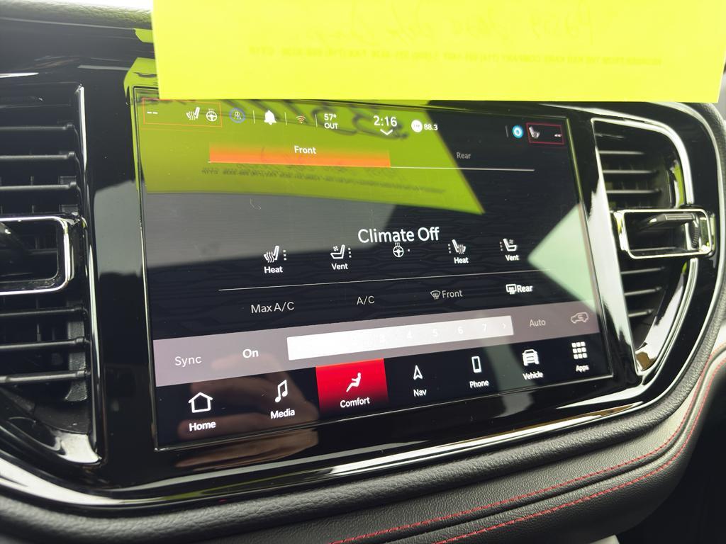 used 2024 Dodge Durango car, priced at $33,000