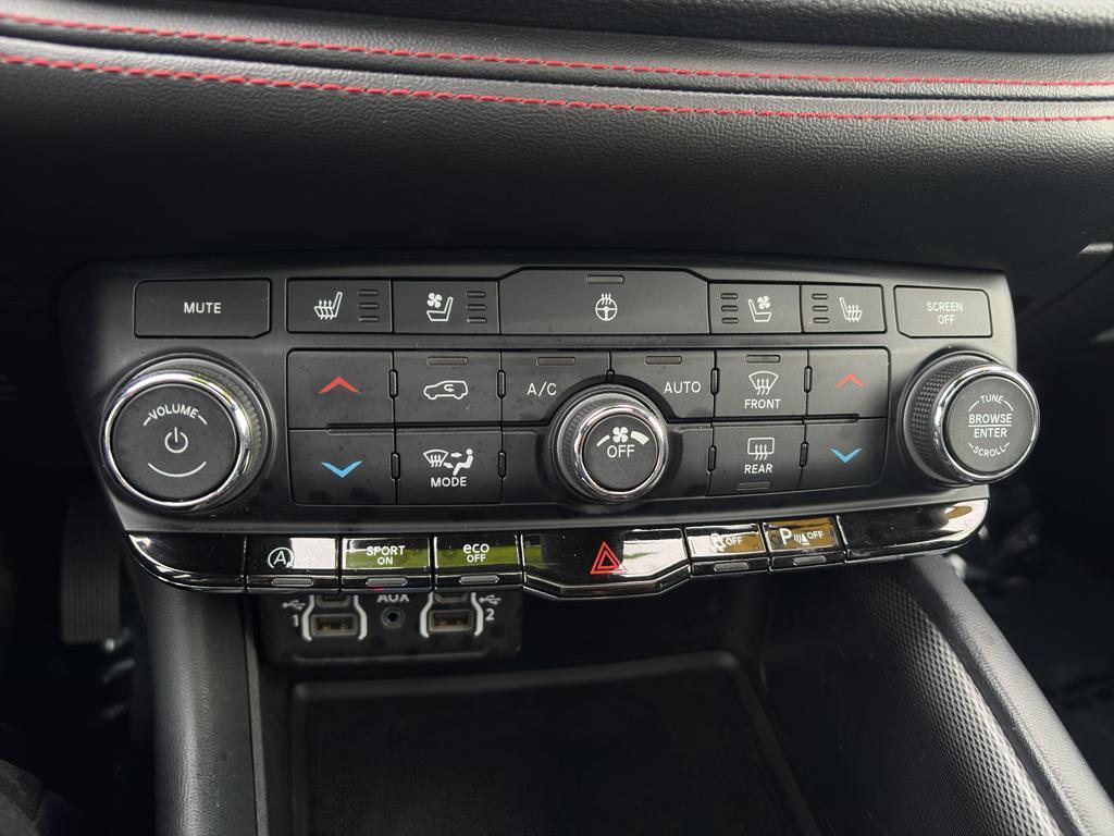 used 2024 Dodge Durango car, priced at $33,000