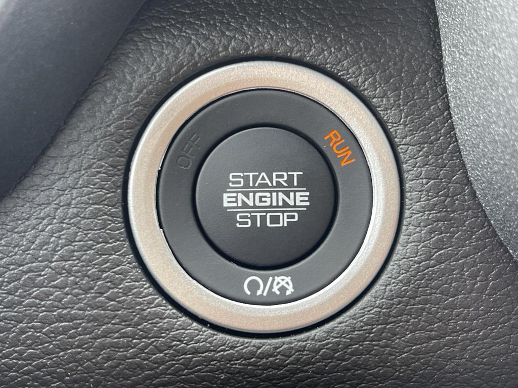 new 2025 Ram 1500 car, priced at $48,000
