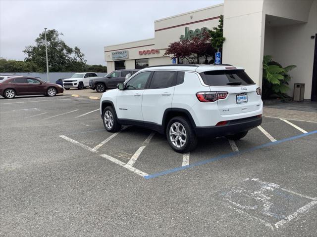 new 2024 Jeep Compass car, priced at $29,992