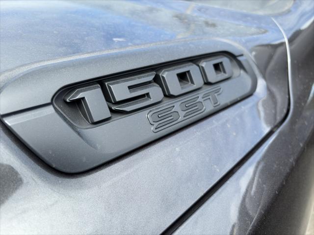 new 2025 Ram 1500 car, priced at $63,105