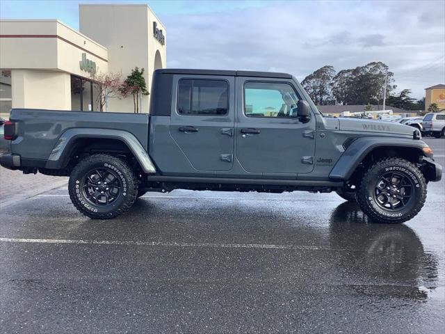 new 2025 Jeep Gladiator car, priced at $53,075
