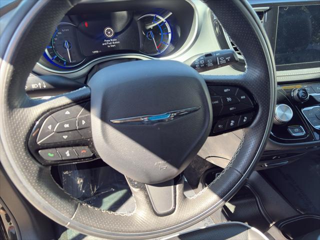 used 2020 Chrysler Pacifica Hybrid car, priced at $33,500