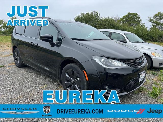 used 2020 Chrysler Pacifica Hybrid car, priced at $33,500