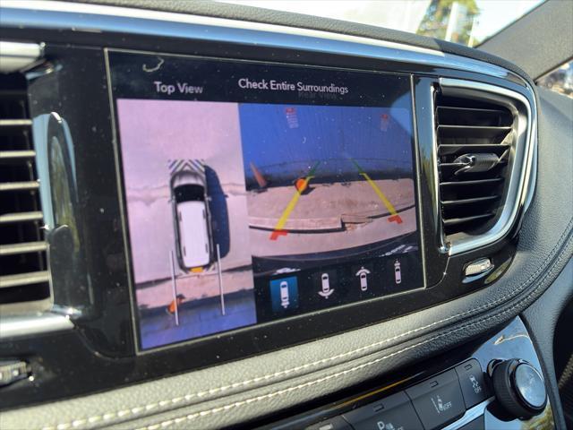 used 2020 Chrysler Pacifica Hybrid car, priced at $33,500