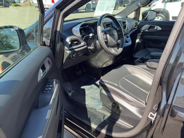 used 2020 Chrysler Pacifica Hybrid car, priced at $33,500