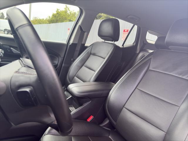 used 2024 GMC Terrain car, priced at $28,000