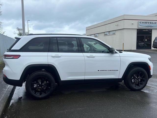 new 2025 Jeep Grand Cherokee car, priced at $46,930