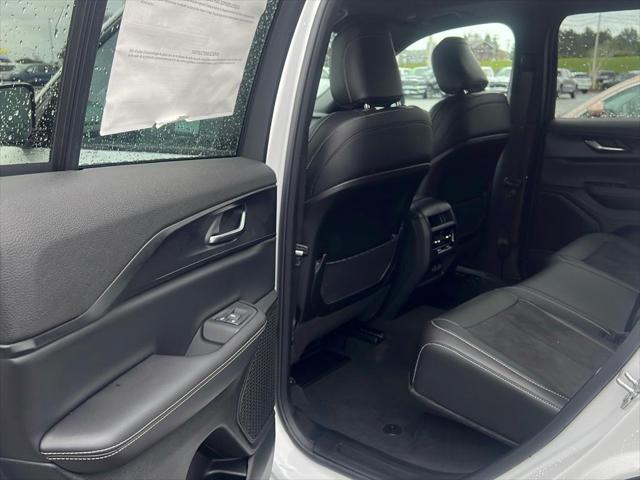new 2025 Jeep Grand Cherokee car, priced at $46,930