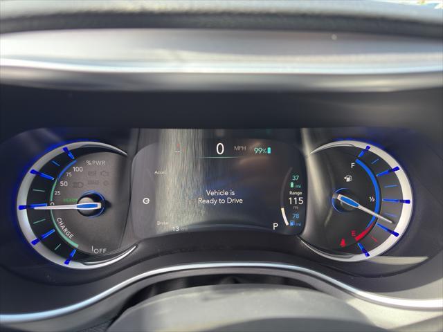 new 2025 Chrysler Pacifica Hybrid car, priced at $60,575