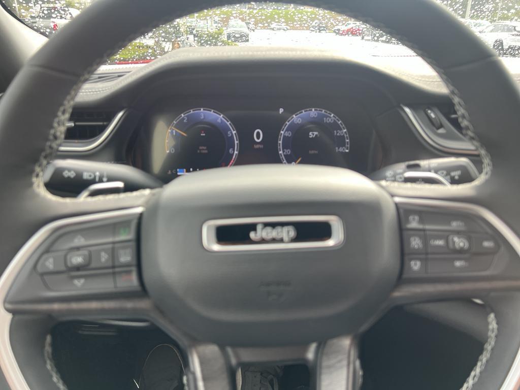 new 2025 Jeep Grand Cherokee car, priced at $56,485