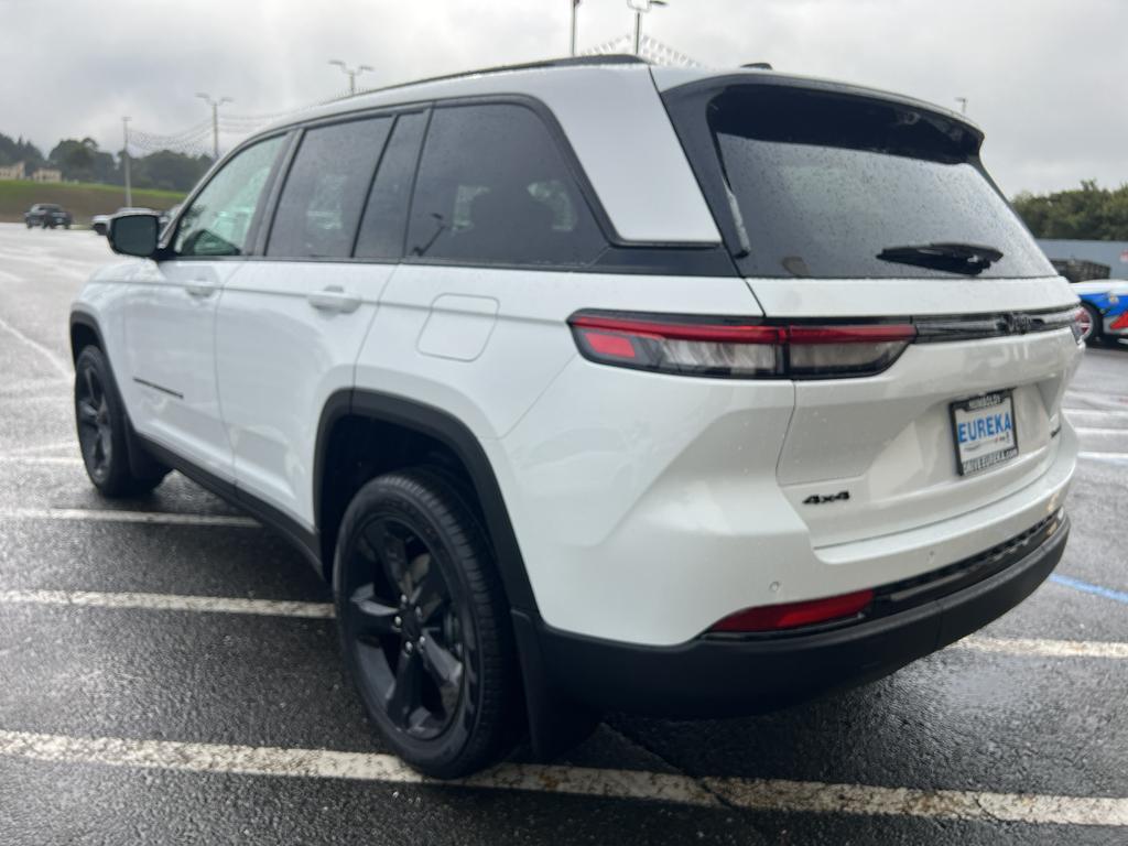 new 2025 Jeep Grand Cherokee car, priced at $56,485