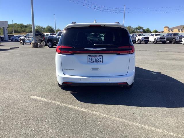 used 2022 Chrysler Pacifica car, priced at $25,000