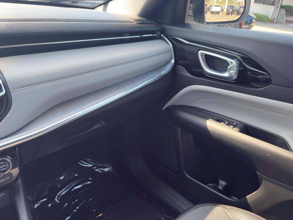 used 2023 Jeep Compass car, priced at $25,000