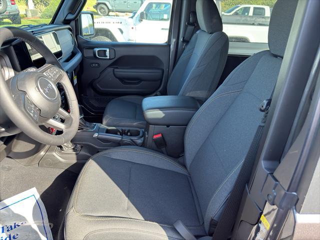 new 2025 Jeep Wrangler car, priced at $52,870