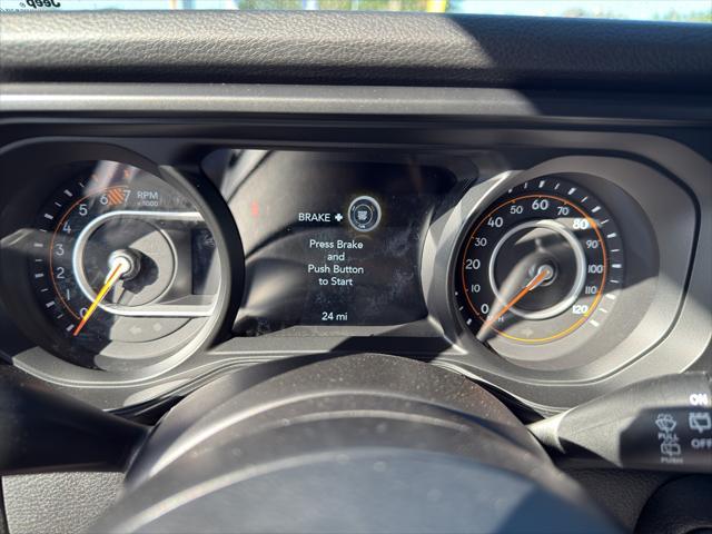 new 2025 Jeep Wrangler car, priced at $52,870