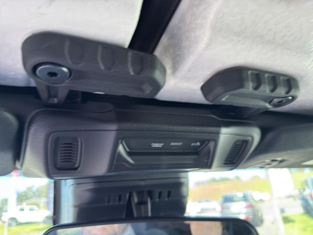 new 2025 Jeep Wrangler car, priced at $52,870