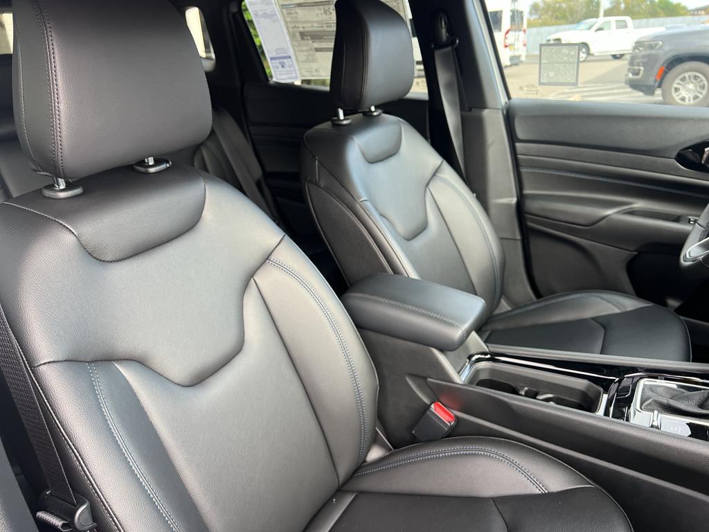 new 2026 Jeep Compass car, priced at $37,120