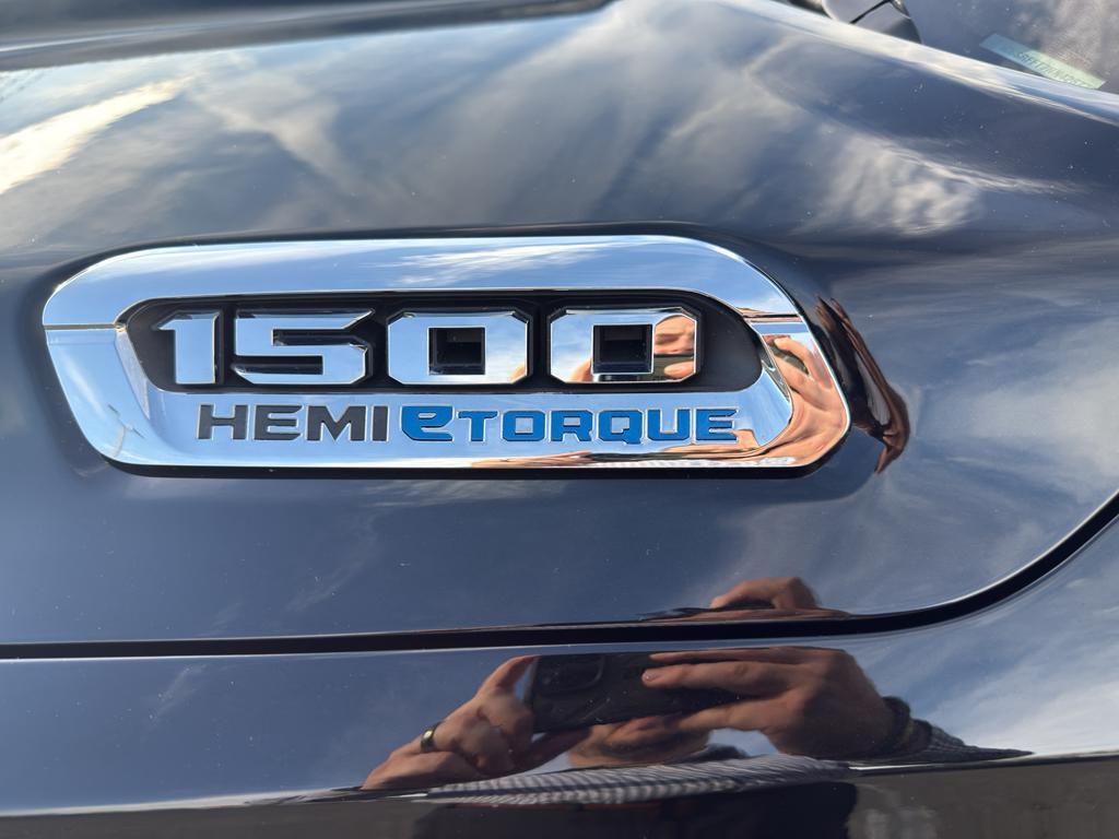 used 2022 Ram 1500 car, priced at $40,000