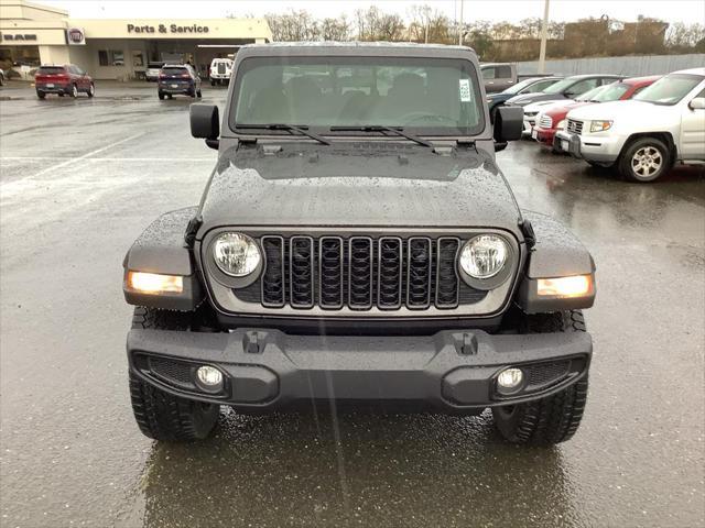 new 2025 Jeep Gladiator car, priced at $45,235