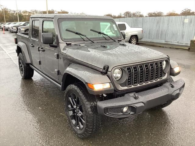 new 2025 Jeep Gladiator car, priced at $45,235