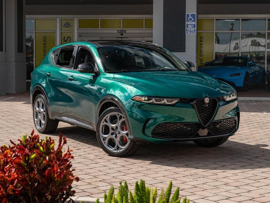 new 2024 Alfa Romeo Tonale car, priced at $59,490