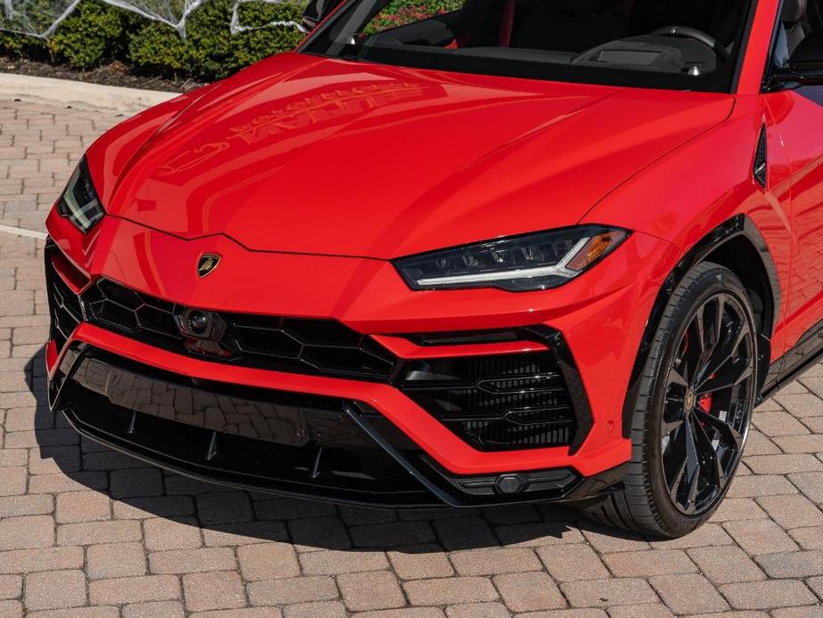 used 2022 Lamborghini Urus car, priced at $272,995