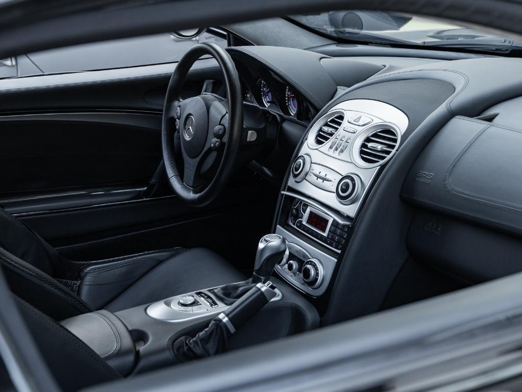 used 2006 Mercedes-Benz SLR McLaren car, priced at $379,995
