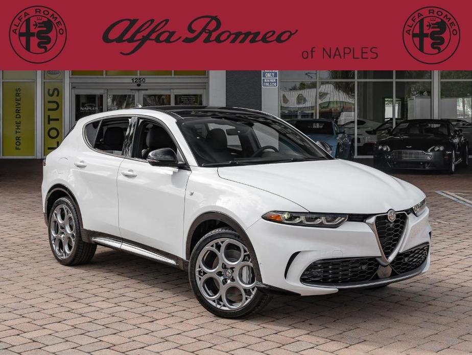 new 2024 Alfa Romeo Tonale car, priced at $54,985