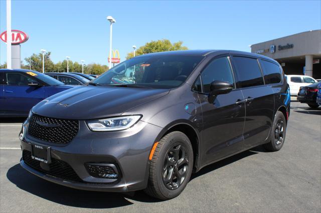 new 2023 Chrysler Pacifica Hybrid car, priced at $49,920