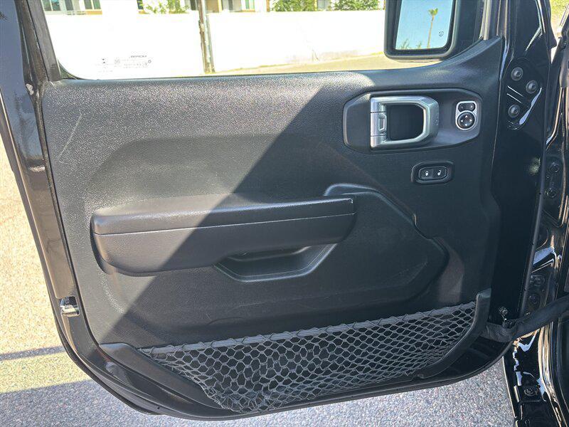 used 2021 Jeep Wrangler Unlimited car, priced at $24,488