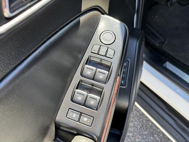 used 2018 GMC Yukon XL car, priced at $25,988