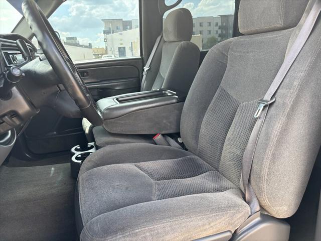 used 2005 Chevrolet Silverado 2500 car, priced at $19,988
