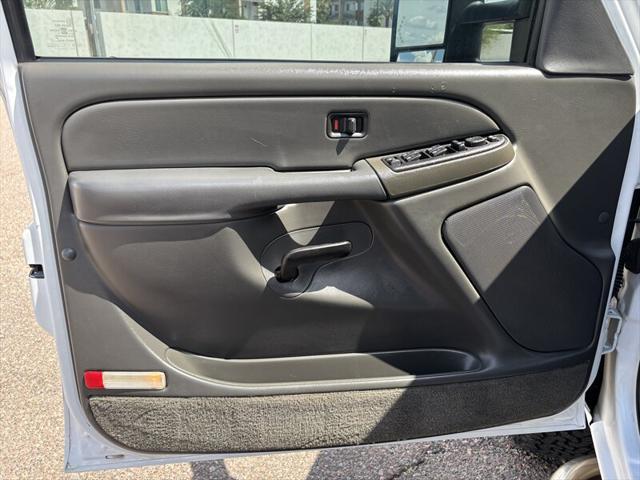 used 2005 Chevrolet Silverado 2500 car, priced at $19,988