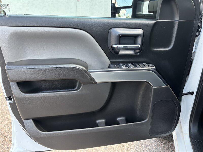 used 2018 Chevrolet Silverado 1500 car, priced at $26,988